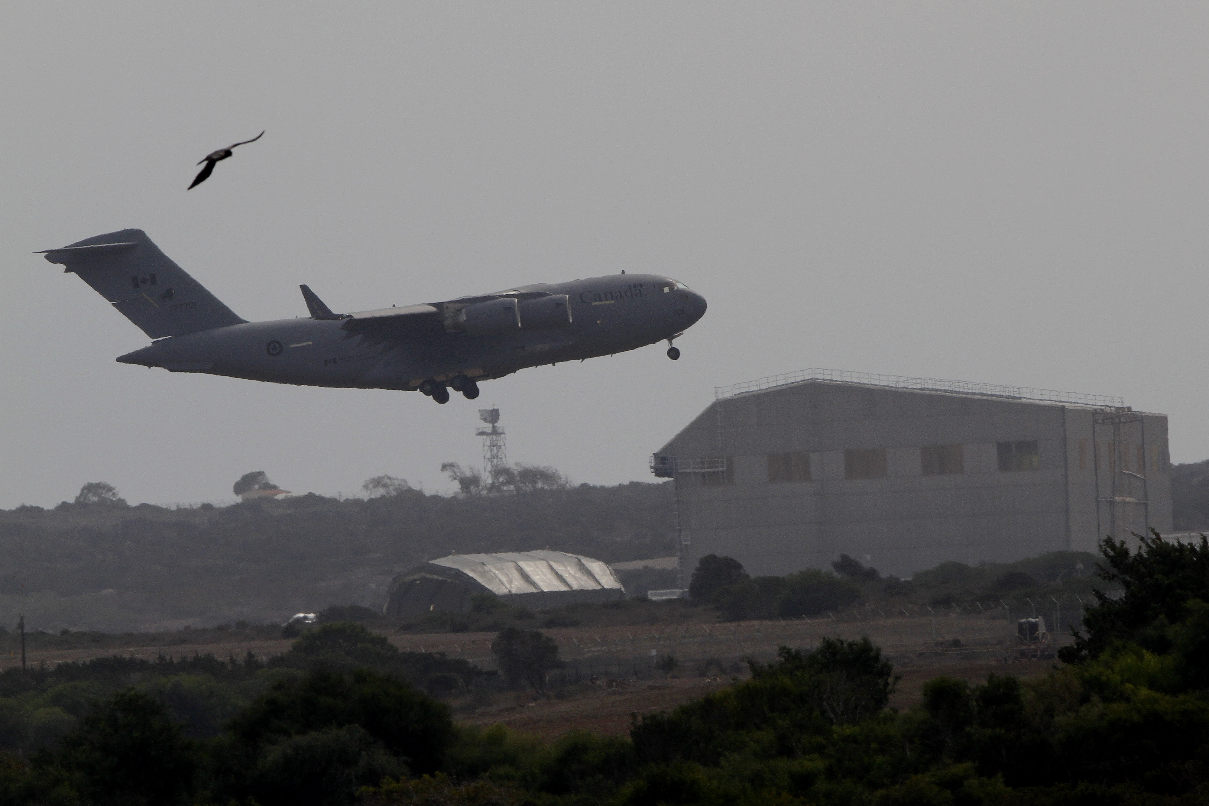 Σφυροκόπημα των τζιχαντιστών, μάχες στην «πόρτα» της Τουρκίας